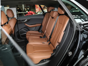 2021��55 TFSI ���A�Ӹ��� ��������