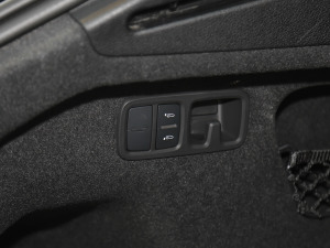 2021��55 TFSI ���A�Ӹ��� ���g����