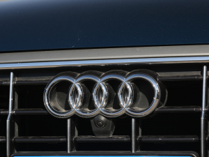 2021��55 TFSI ���x�Ӹ��� �������^