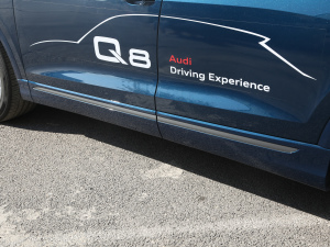 2021��55 TFSI ���x�Ӹ��� �������^