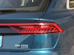 2021��55 TFSI ���x�Ӹ��� �������^