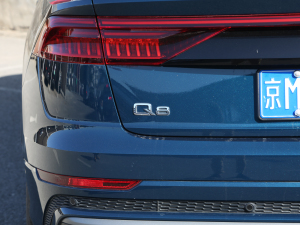 2021��55 TFSI ���x�Ӹ��� �������^