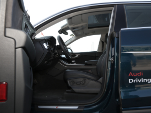 2021��55 TFSI ���x�Ӹ��� ���g����