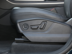 2021��55 TFSI ���x�Ӹ��� ���g����