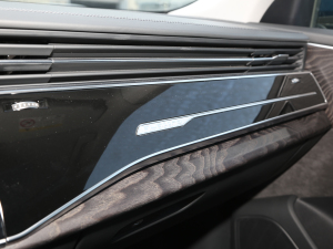 2021��55 TFSI ���x�Ӹ��� �п؅^