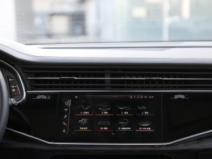 2021��55 TFSI ���x�Ӹ��� �п؅^