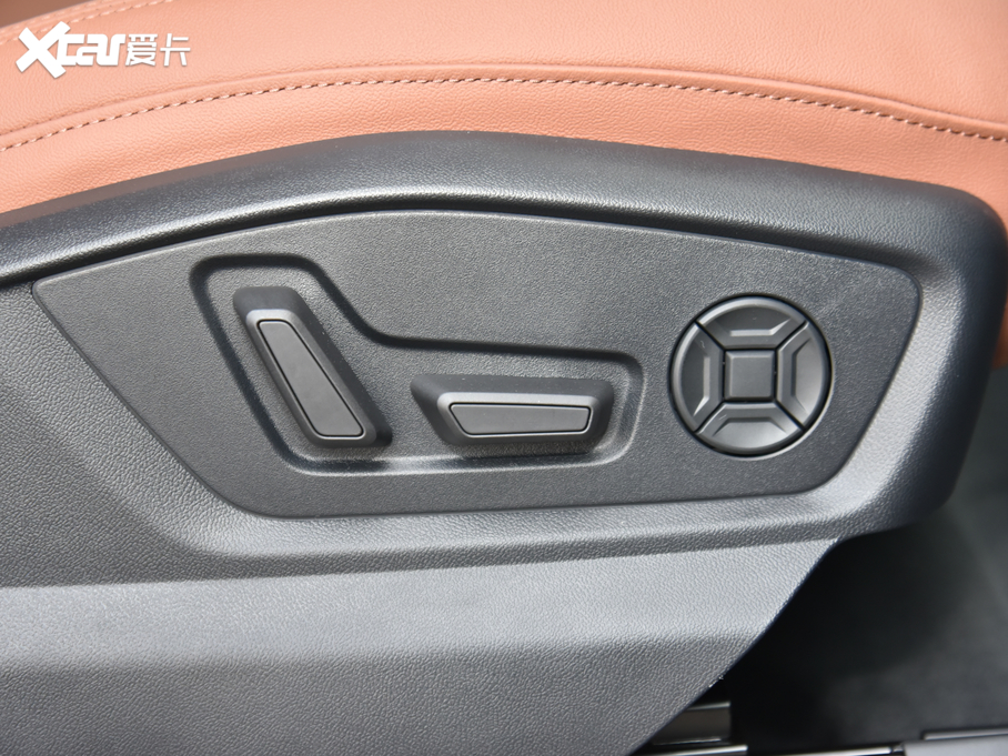 2021WQ7 45 TFSI quattro S line\