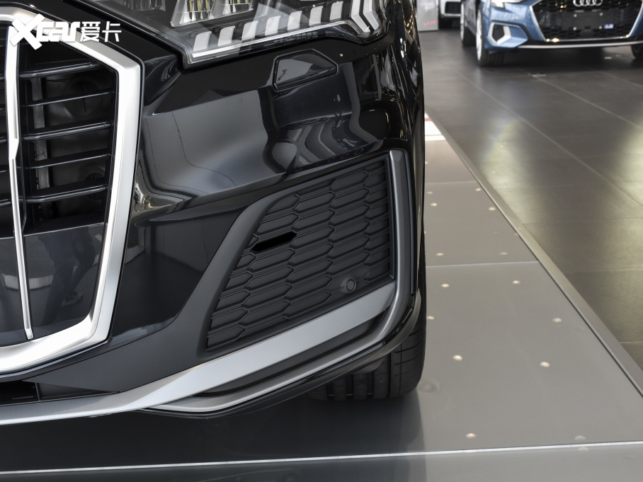 2021WQ7 45 TFSI quattro S lineA