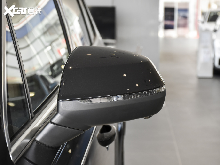 2021WQ7 45 TFSI quattro S lineA