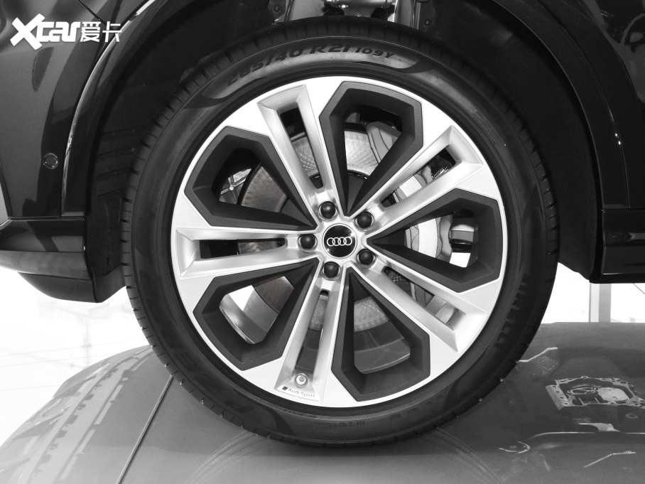 2021WQ7 45 TFSI quattro S lineA