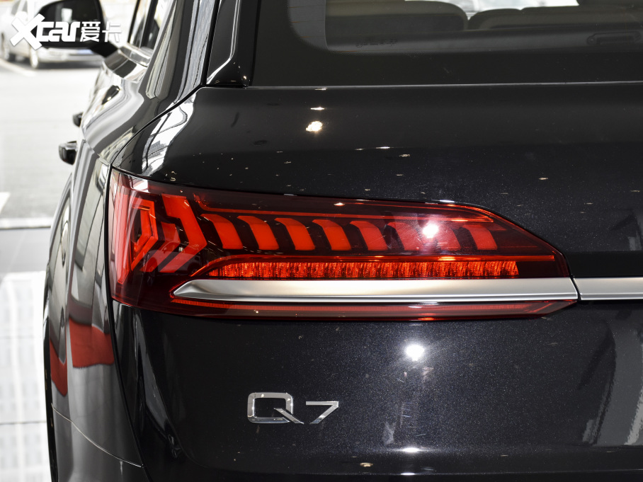 2021WQ7 45 TFSI quattro S lineA