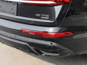 202155 TFSI quattro S line\ ^