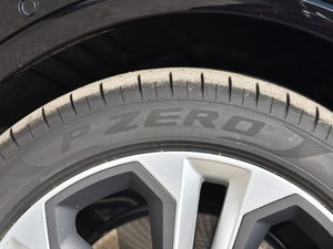 202145 TFSI quattro S line\ ^