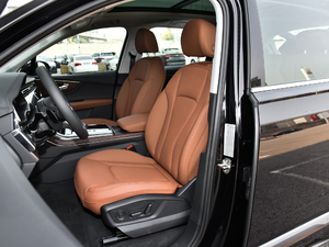 202145 TFSI quattro S line\ {