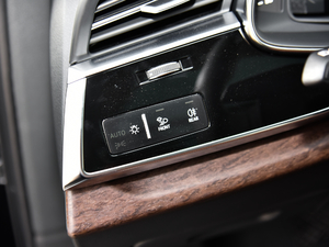 202145 TFSI quattro S line\ п؅^