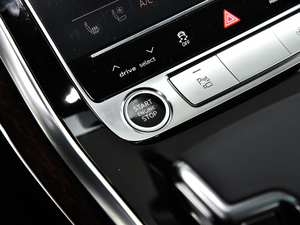 202145 TFSI quattro S line\ п؅^