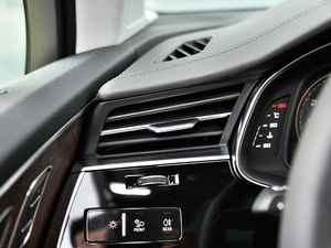 202145 TFSI quattro S line\ п؅^