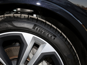 202155 TFSI quattro S lineF ^