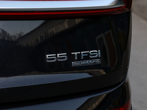 202155 TFSI quattro S line ϸ