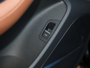 202155 TFSI quattro S lineF п؅^