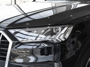 202145 TFSI quattro S lineA ^