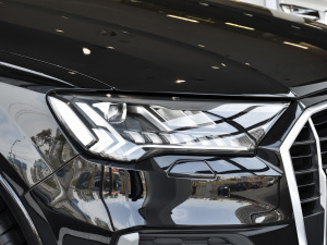 202145 TFSI quattro S lineA ^