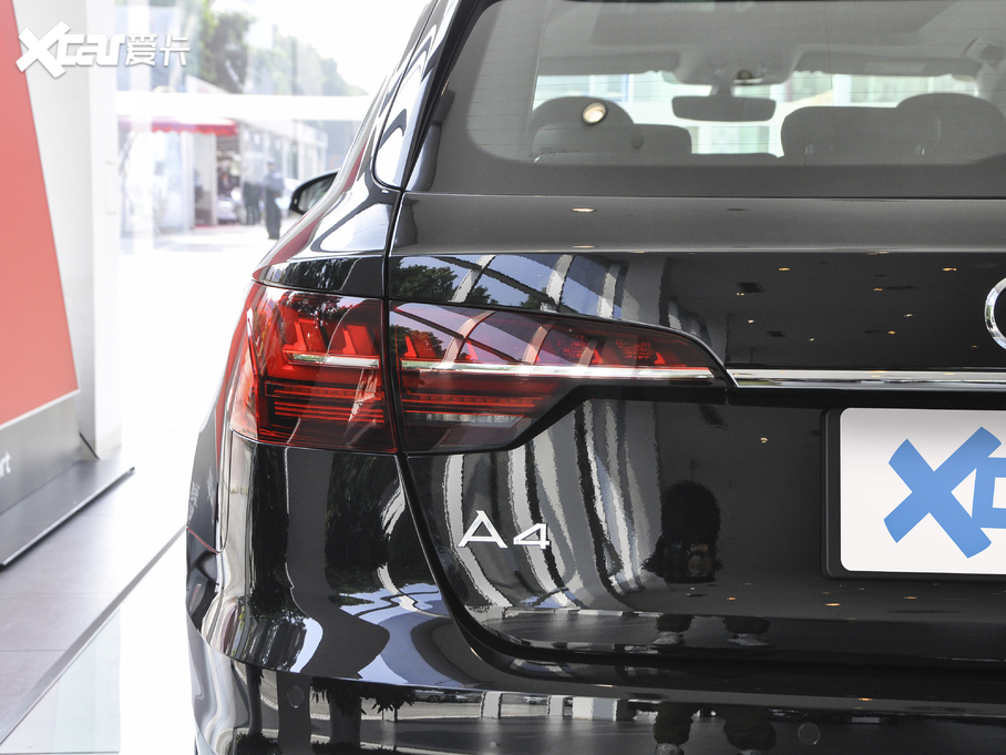 2021?yun)WA4 Avant h 40 TFSI r(sh)