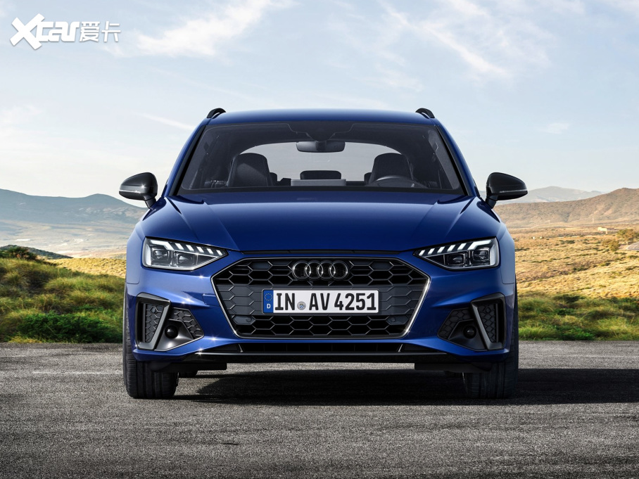 2021WA4 Avant S line competition plus