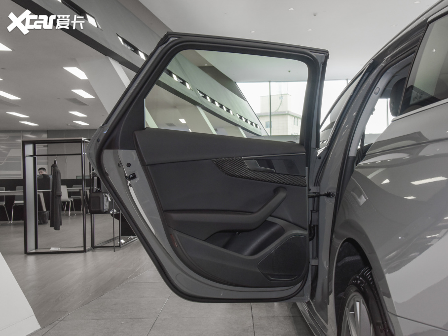 2021?yun)WA4 Avant 40 TFSI hǳ