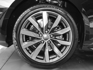 2021h 40 TFSI r(sh) ݆Ȧ