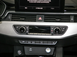 2021h 40 TFSI AӸ {{