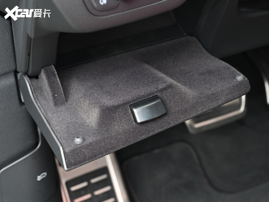 2021��W��SQ5 3.0 TFSI quattro