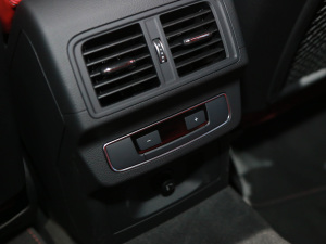 20213.0 TFSI quattro п؅^