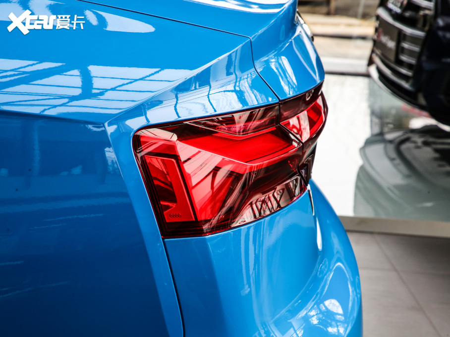 2021WA5 Coupe Coupe 45 TFSI quattro xӸ