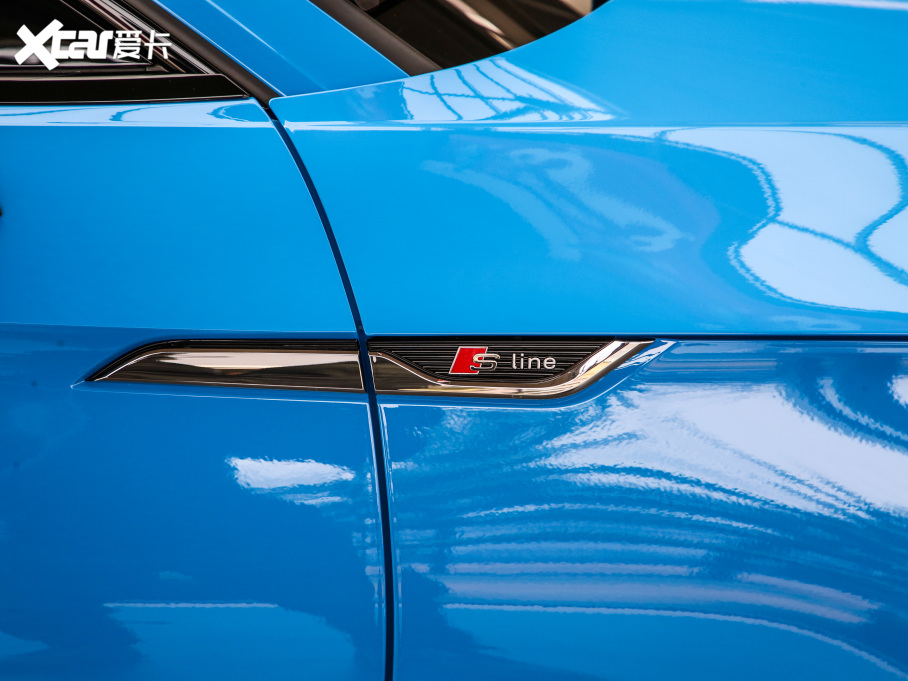 2021WA5 Coupe Coupe 45 TFSI quattro xӸ