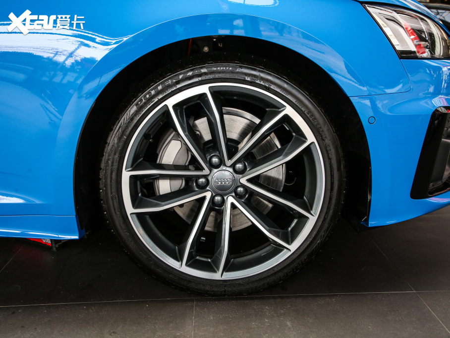 2021?yun)WA5 Coupe Coupe 45 TFSI quattro x(dng)