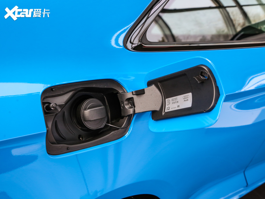 2021WA5 Coupe Coupe 45 TFSI quattro xӸ