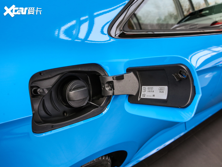 2021WA5 Coupe Coupe 45 TFSI quattro xӸ