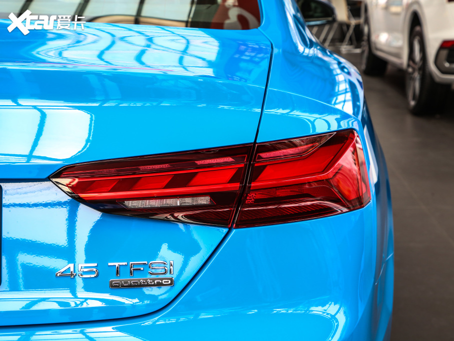 2021WA5 Coupe Coupe 45 TFSI quattro xӸ