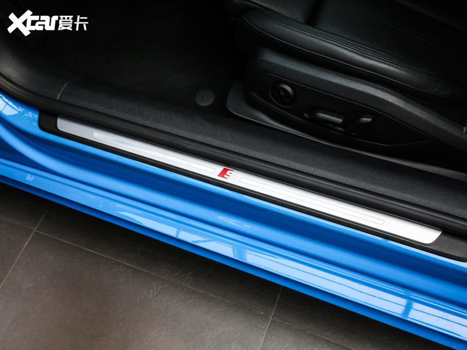 2021WA5 Coupe Coupe 45 TFSI quattro xӸ