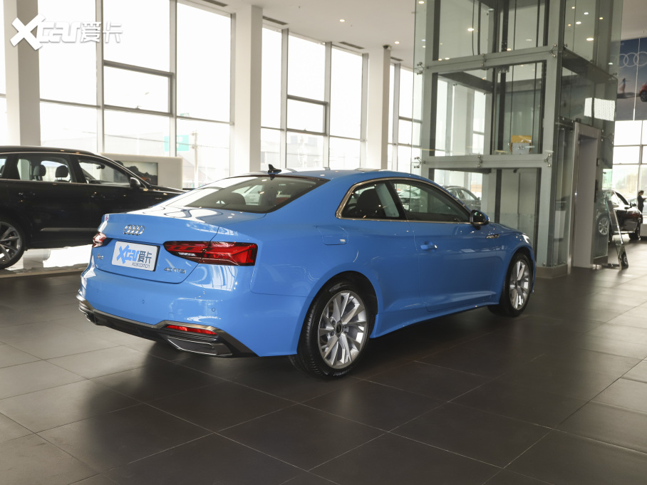 2021WA5 Coupe Coupe 40 TFSI rЄӸ