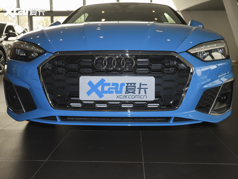 2021WA5 Coupe Coupe 40 TFSI rЄӸ