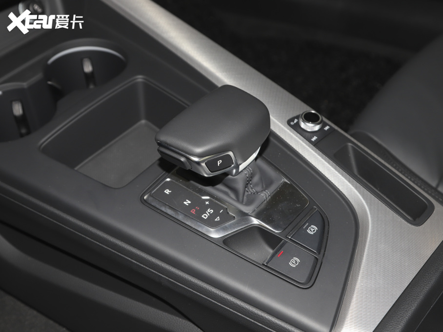 2021WA5 Coupe Coupe 40 TFSI rЄӸ