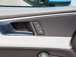 2021Coupe 45 TFSI quattro xӸ g