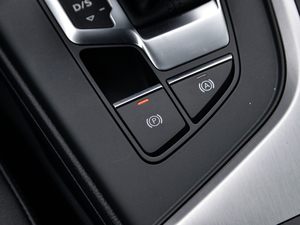 2021��Cabriolet 45 TFSI quattro ���x�Ӹ��� �v܇�Ƅ���