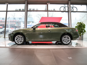 2021��Cabriolet 40 TFSI �r�ЄӸ��� ���w���^