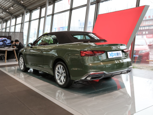 2021��Cabriolet 40 TFSI �r�ЄӸ��� ���w���^