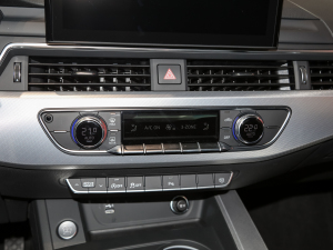 2021��Cabriolet 40 TFSI �r�ЄӸ��� ���{(di��o)�{(di��o)��(ji��)