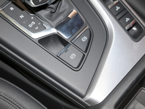 2021��Cabriolet 40 TFSI �r�ЄӸ��� �v܇�Ƅ���