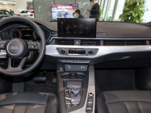 2021��Cabriolet 40 TFSI �r�ЄӸ��� �п��_